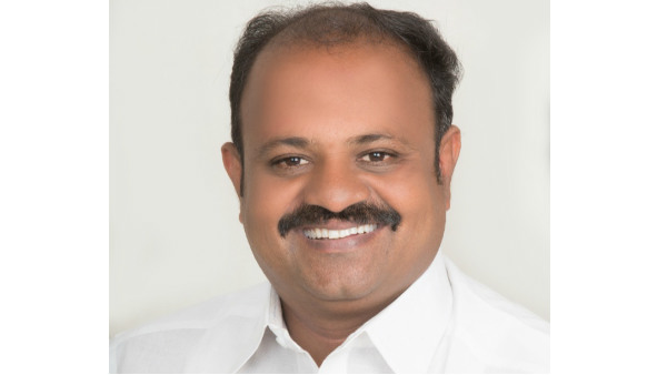 Sasikala relative contest in Thiruvaiyaru constituency 