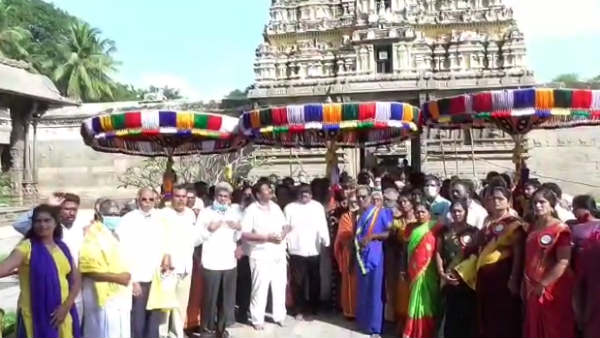 Thirukudai procession from Vellore for Thiruvannamalai Deepam festival 