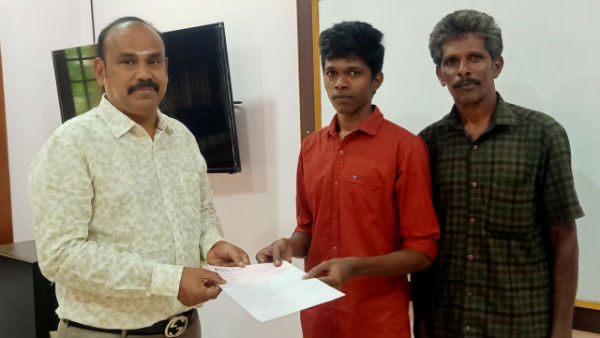 Dmk Executive ayyadurai pandian Provided scholarships 