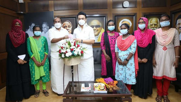 Dmk Executive ayyadurai pandian Provided scholarships 