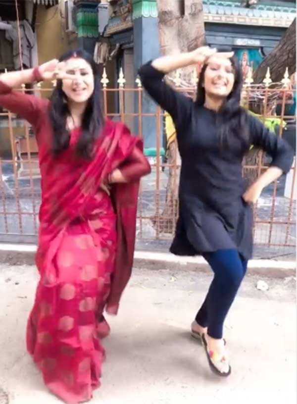 இப்படி ஒரு குத்தாட்டமா 