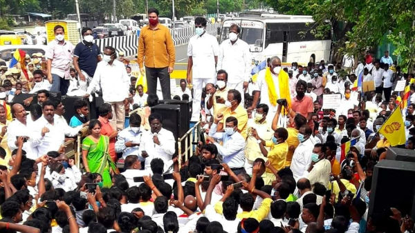 முதல்வருடன் அன்புமணி சந்திப்பு முதல்வருடன் அன்புமணி சந்திப்பு