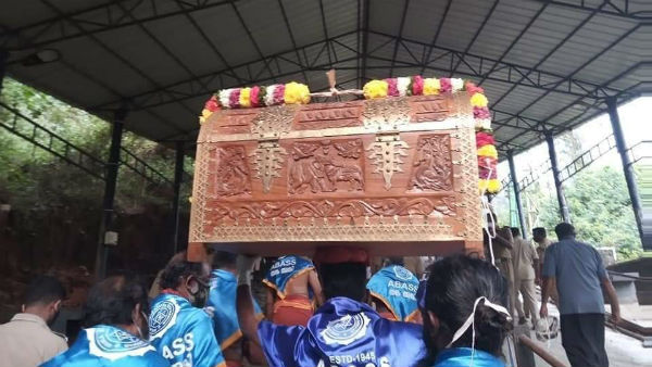 Mandala Pooja to be held at Sabarimala tomorrow 