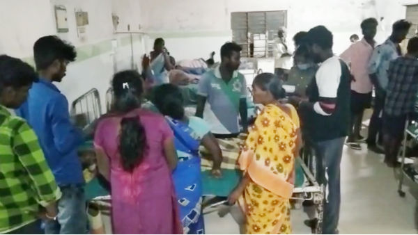  Nine people, including an auto driver, were injured near Ulundurpet 
