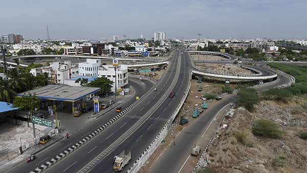 மனமுடைந்த இளைஞர்கள் 