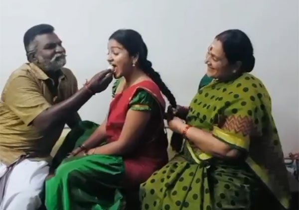 பாசத்தைக் கொட்டியவள் பாசத்தைக் கொட்டியவள்