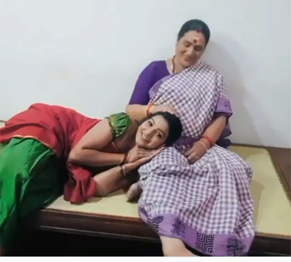 தினறும் ரசிகர்கள் தினறும் ரசிகர்கள்