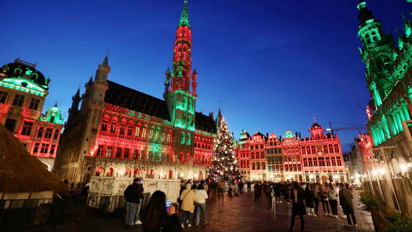 கடும் கட்டுப்பாடுகள்