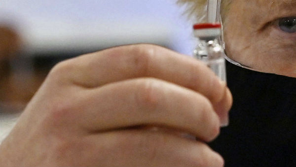 இந்தியாவில் அவசர பயன்பாடு 