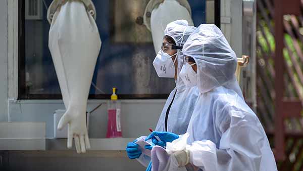 சொந்த ஊரில் மடக்கிப் பிடித்த அதிகாரிகள் 