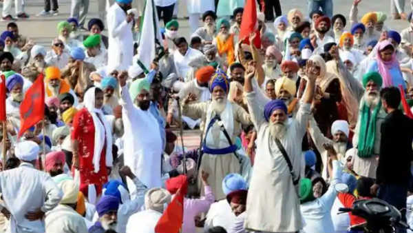 போராட்டத்தில் பெண்கள் 