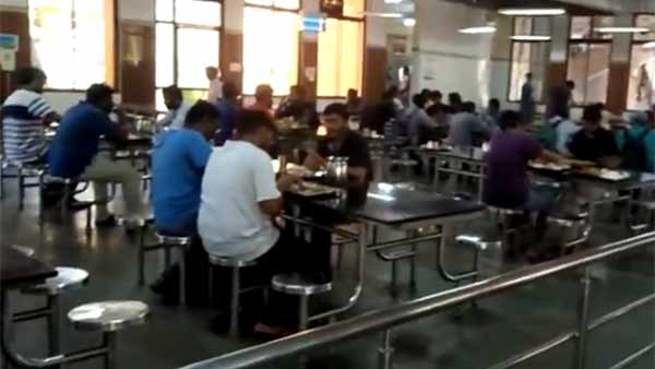 தமிழகத்தில் கல்லூரிகள் திறப்பு 