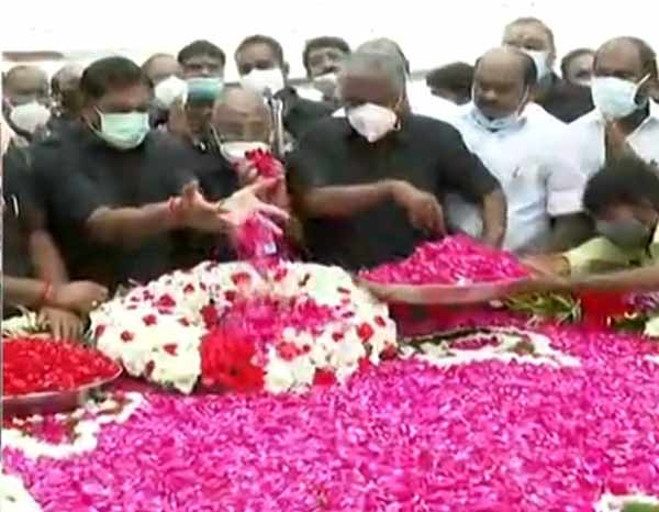 Jayalalithaa Memorial Day Tribute - OPS EPS call at 6 p.m. 