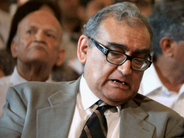  தலையில் ஒன்னும் இல்லை