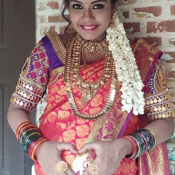 அனுபவம் வாய்ந்த தனம் 