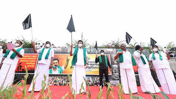 காலை 10.30 மணி 