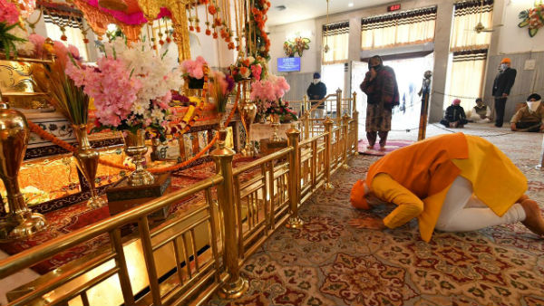  Modi surprise visit to Delhi gurudwara