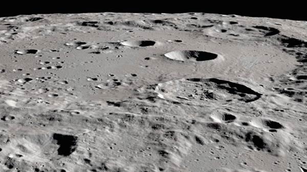 நிலவில் ஓர் கண்டுபிடிப்பு 