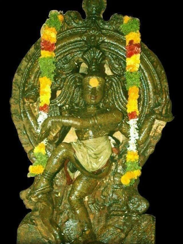 மரகத நடராஜருக்கு சந்தனக்காப்பு 