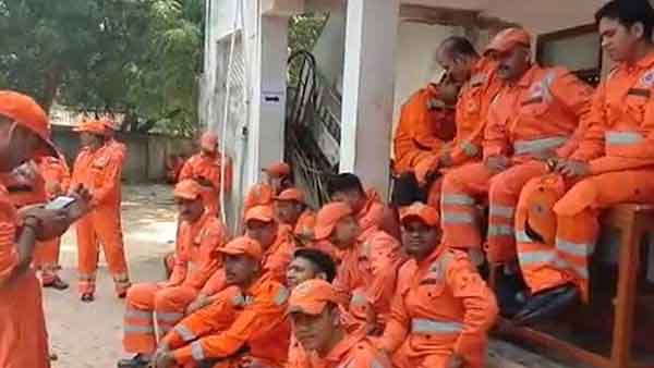 நாகர்கோவிலில் தேசிய பேரிடர் மீட்பு படை நாகர்கோவிலில் தேசிய பேரிடர் மீட்பு படை