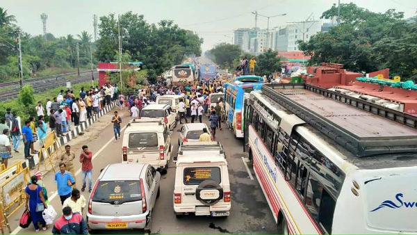 Vanniyar protest Chennai police blocked the PMK 