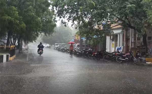 Due to cyclone Burevi, rain lashes Karaikal 