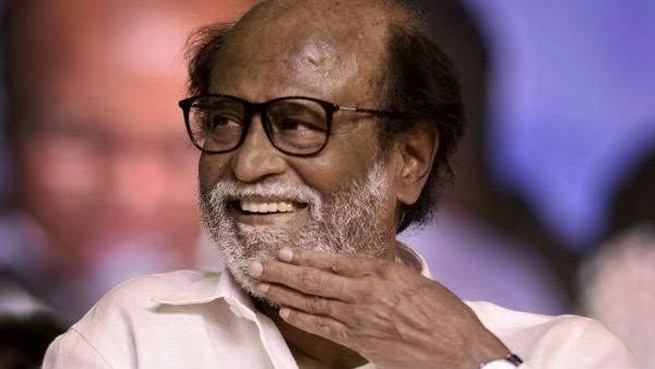 ரசிகர்கள் உற்சாகம் ரசிகர்கள் உற்சாகம்