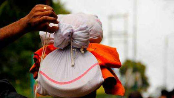  பக்தர்கள்