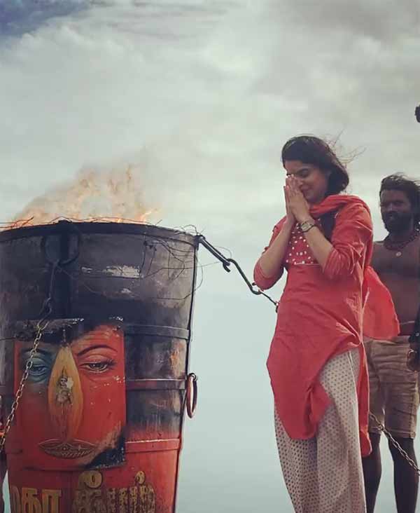 Sanchita Shetty climbs a hill in Thiruvannamalai and sees the light - viral photo 