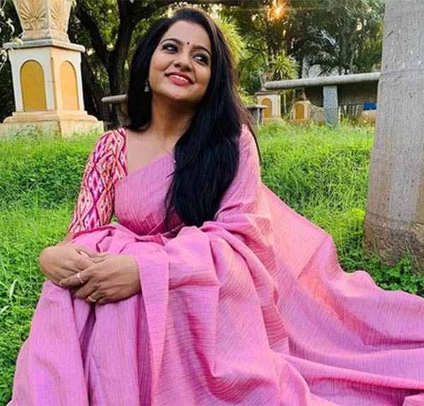 குளிக்கப் போவதாக கூறினார் 