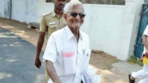 சமூக ஆர்வலர் 