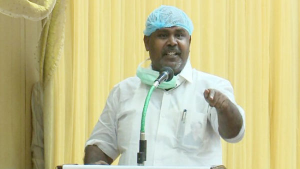 உன்னிப்பாக கவனிக்கிறோம் உன்னிப்பாக கவனிக்கிறோம்