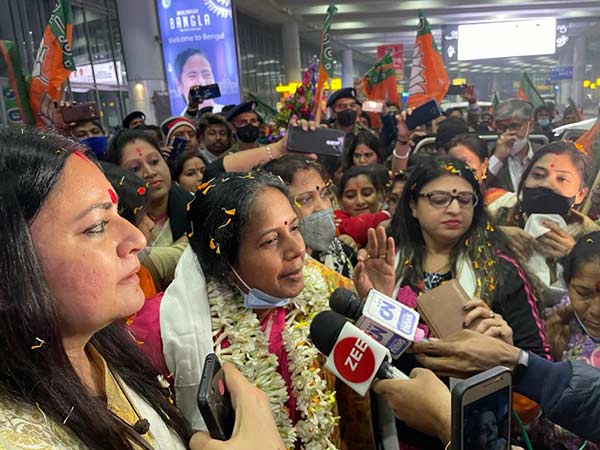 பாஜக மகளிரணி 