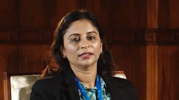 இந்தியா 