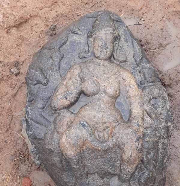 A 1300 year old idol of the Goddess has been found near Kanchipuram A 1300 year old idol of the Goddess has been found near Kanchipuram