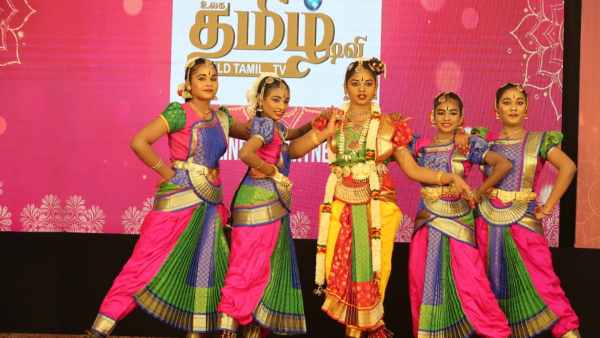அலங்கார அணிவகுப்பு 