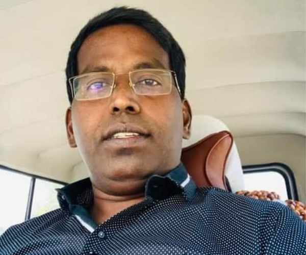 எங்கு போட்டியிடுவார் 