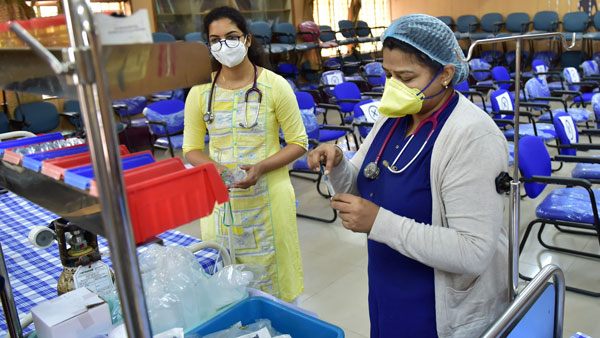 கொரோனா தடுப்பூசி 