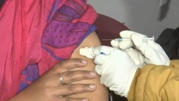 உண்மையான தடுப்பூசி இல்லை உண்மையான தடுப்பூசி இல்லை