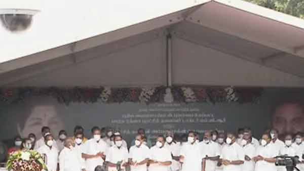 சின்னம்மா 