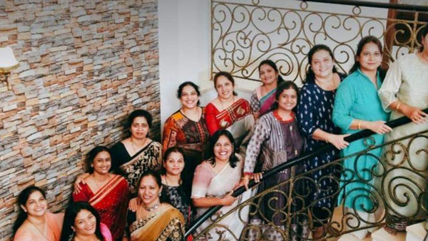 பள்ளித்தோழிகள் பள்ளித்தோழிகள்