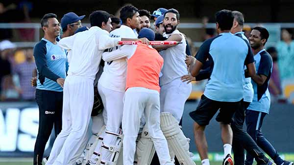 காயம் கொடுத்த அடி 