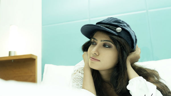 வெள்ளை சட்டை 