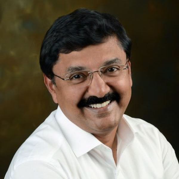 தகுதி என்று எதை சொல்கிறார் 