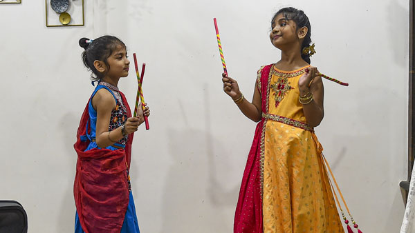 பெண் குழந்தைகள் தினம் ஏன் : 