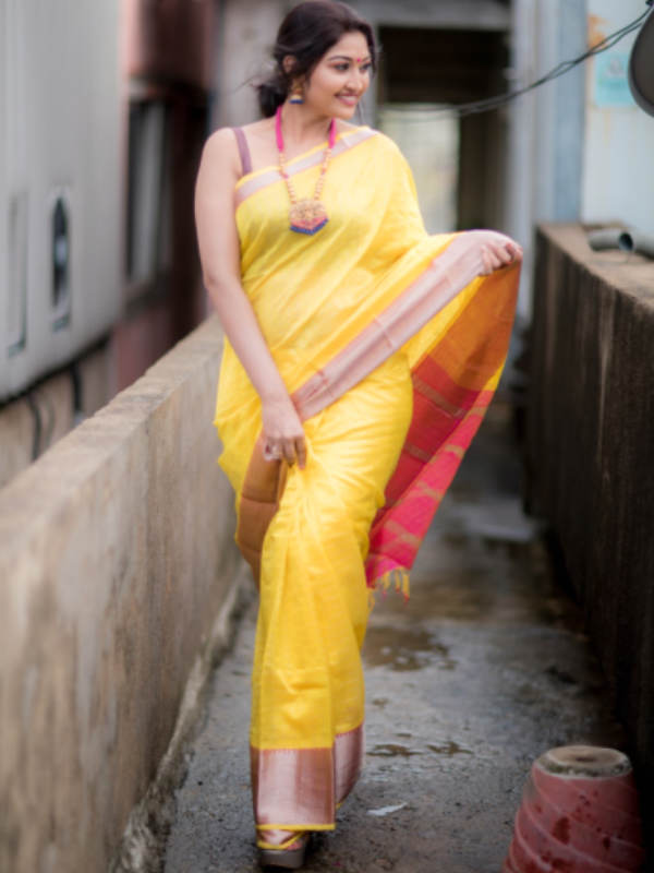 லவ்லி டியர் 