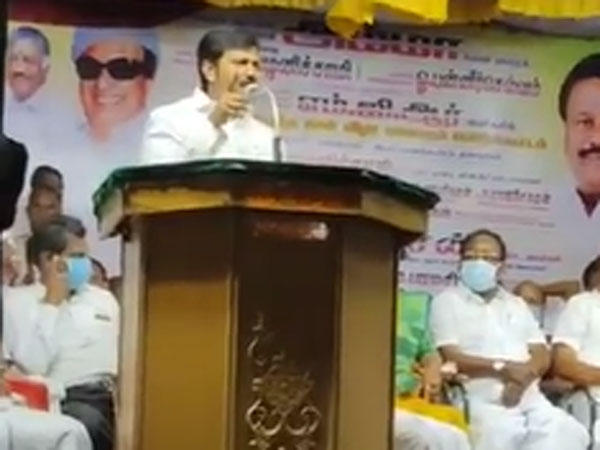 கூட்டம் 