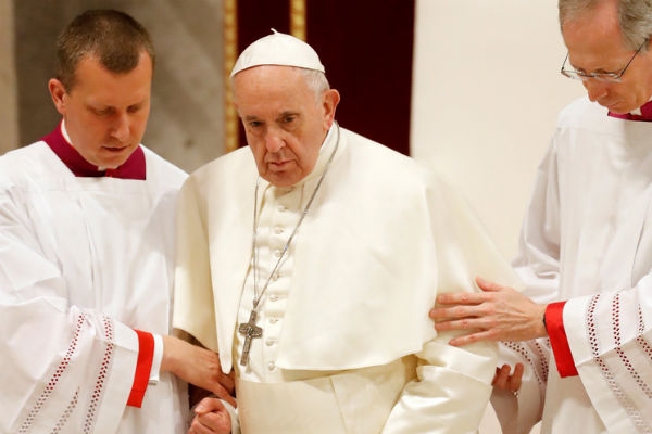 Pope Francis did not participate in New Years prayers Pope Francis did not participate in New Years prayers