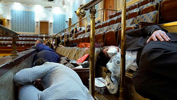  பெரும் அவமானம்