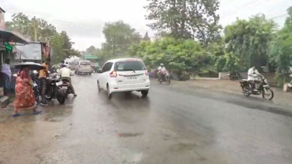 Chennai gets moderate rainfall and fog